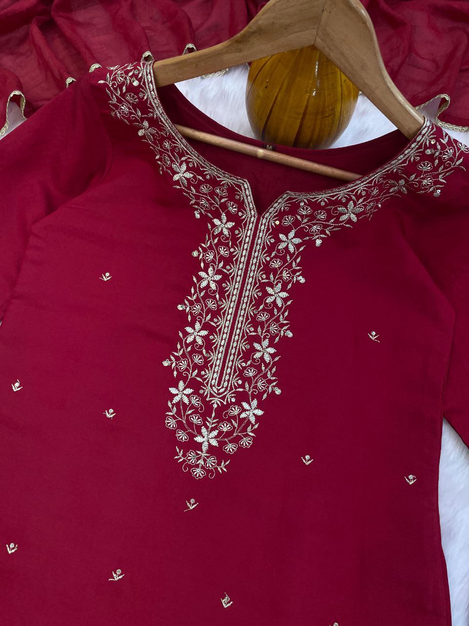 wine pink embroidered salwar suit set (3-piece set)