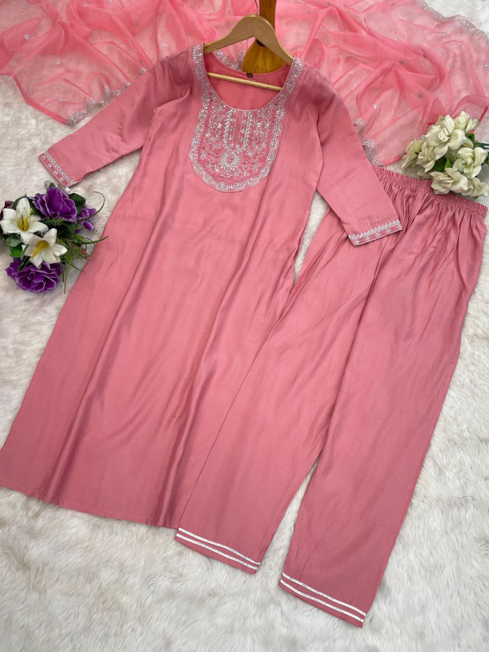 Pink Embroidered Silk Kurta Set with Organza Dupatta