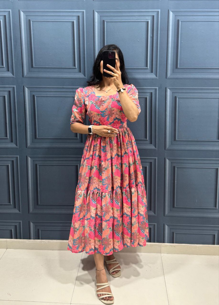 Floral Printed Puff Sleeve Midi Dress.