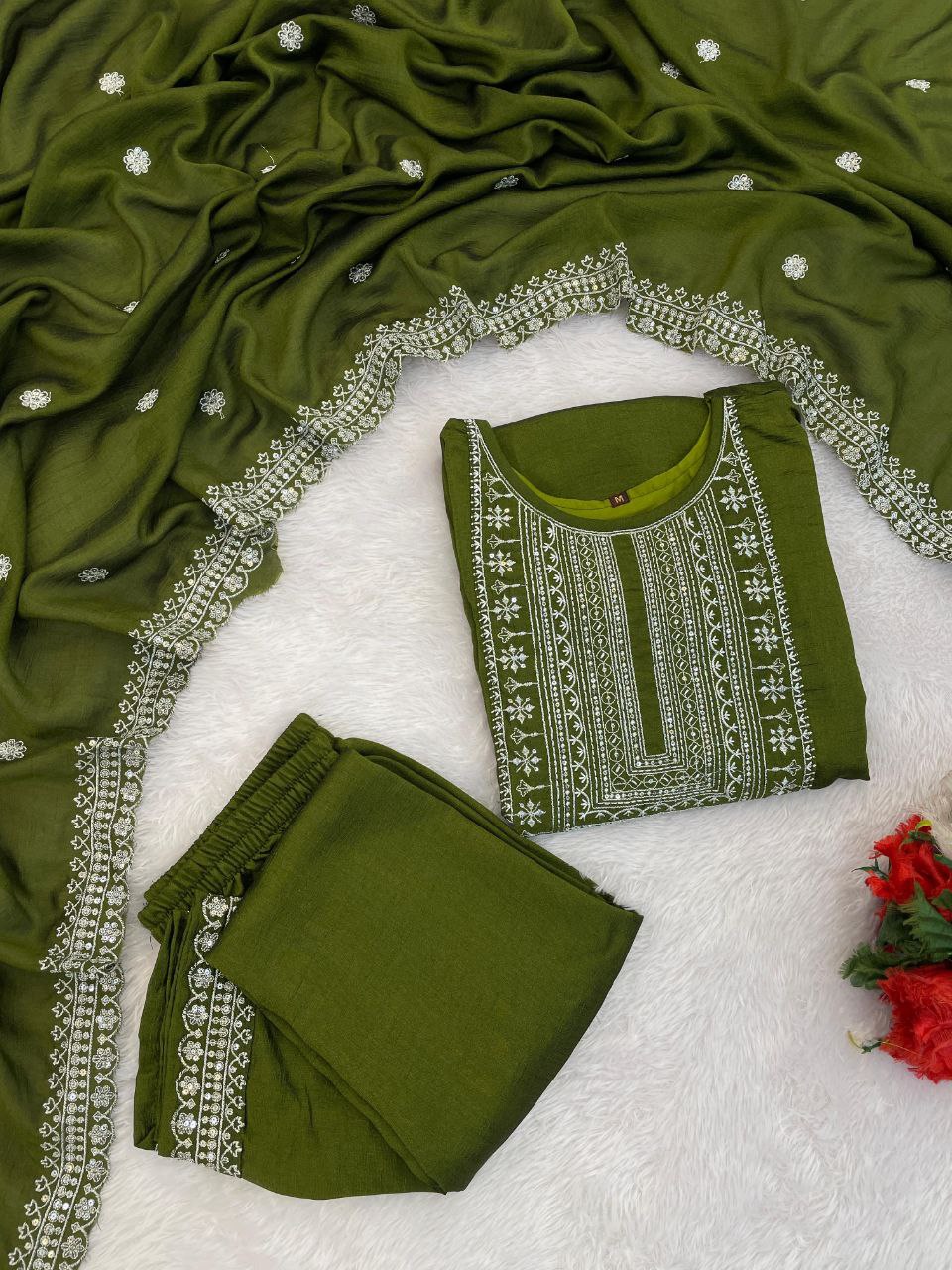 dark green embroidered salwar suit set (3-piece set)