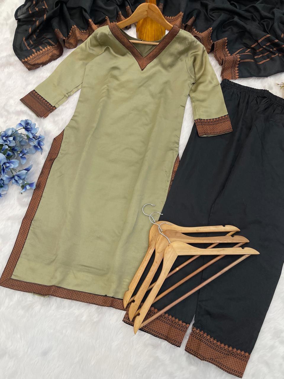 Grey Straight Kurta Set with Black Dupatta